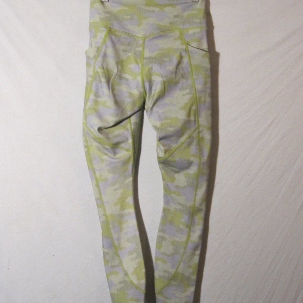 Nwt Fabletics High Waisted Motion 365 7/8 Camo Le… - image 4